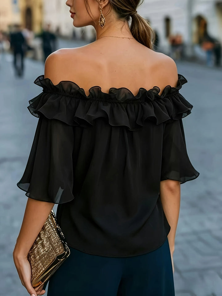 Bruvelle | Elegante Bluse mit schulterfreien Ausschnitten und kurzen Ärmeln