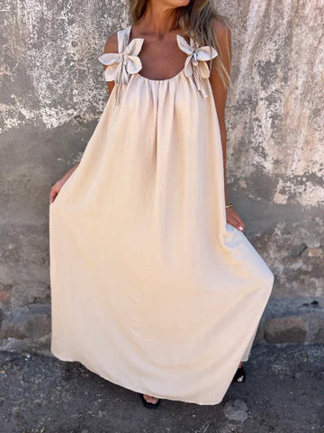 Carune | Damenkleid in einfarbig mit floralem Muster und U-Ausschnitt