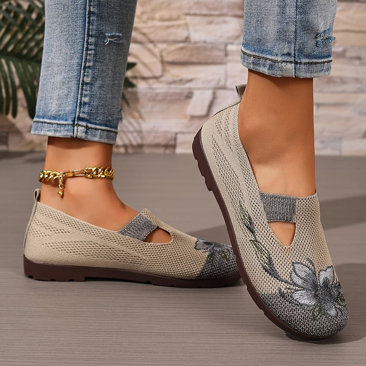 Liora | Damen Schuhe, atmungsaktiv, ästhetisch mit Stickerei