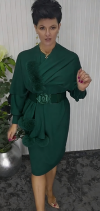 Danira | Langärmliges Kleid für Frauen mit weichem dekorativem Schal