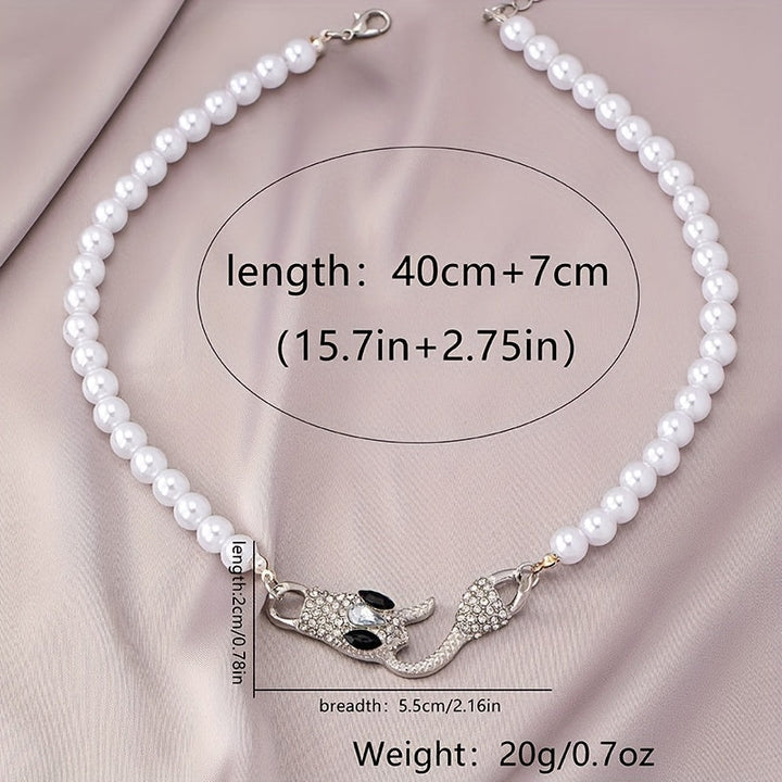 Adriana | Schlangenhalskette mit exklusivem Design und raffinierter Eleganz