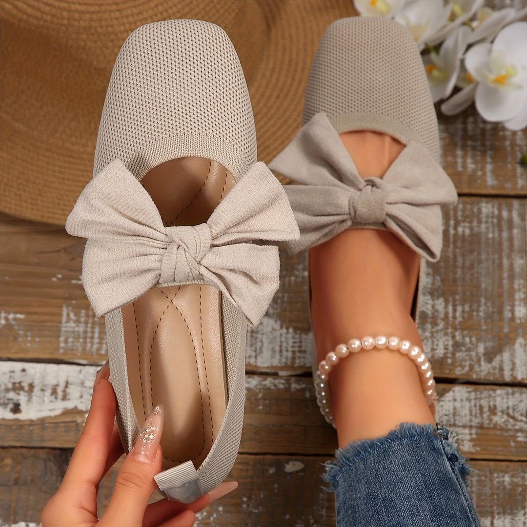 Neria | Atmungsaktive Flache Schuhe für Damen mit Dekorativem Schleife