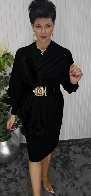 Danira | Langärmliges Kleid für Frauen mit weichem dekorativem Schal