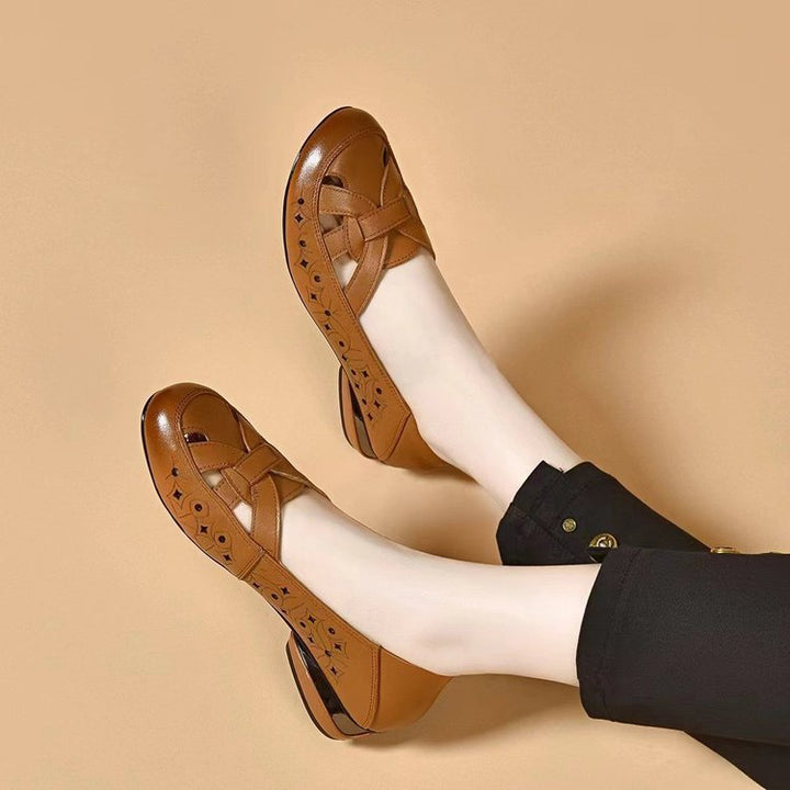 Janira | Leder-Slipper mit modernem Schnittdesign