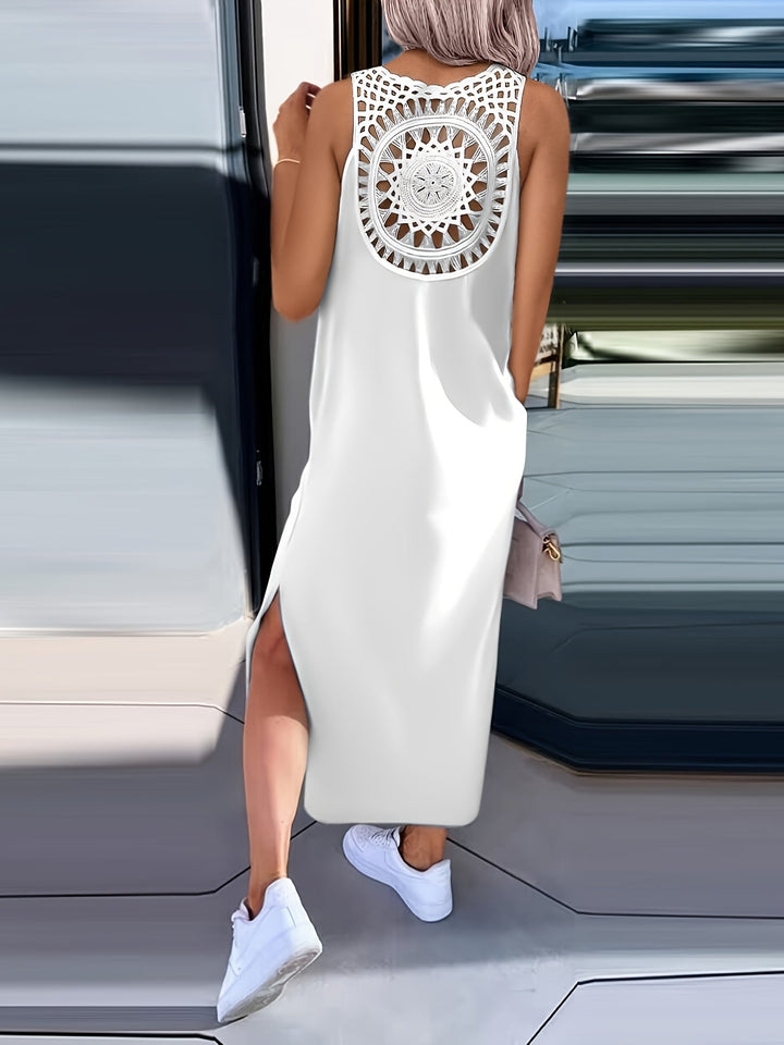 Umaira | Ärmelloses Kleid mit Spitze und Offener Rückseite