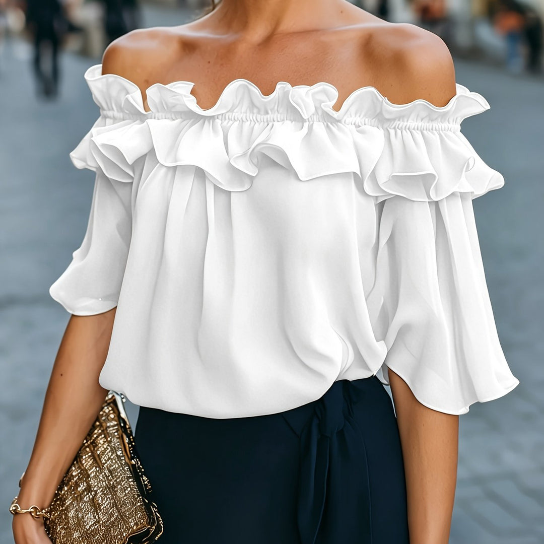 Bruvelle | Elegante Bluse mit schulterfreien Ausschnitten und kurzen Ärmeln