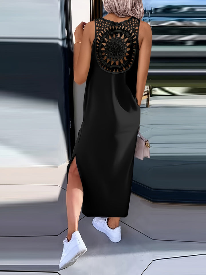 Umaira | Ärmelloses Kleid mit Spitze und Offener Rückseite