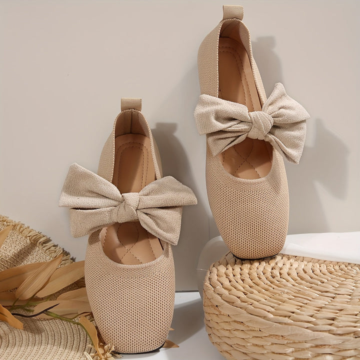 Neria | Atmungsaktive Flache Schuhe für Damen mit Dekorativem Schleife