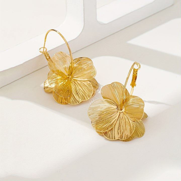 Selah | Goldene Doppelring-Ohrringe mit modernem Design
