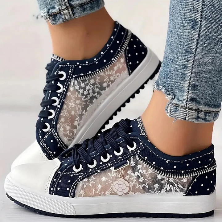 Lumexis | ELEGANTE DAMENSCHUHE MIT FLORALEN DETAILS