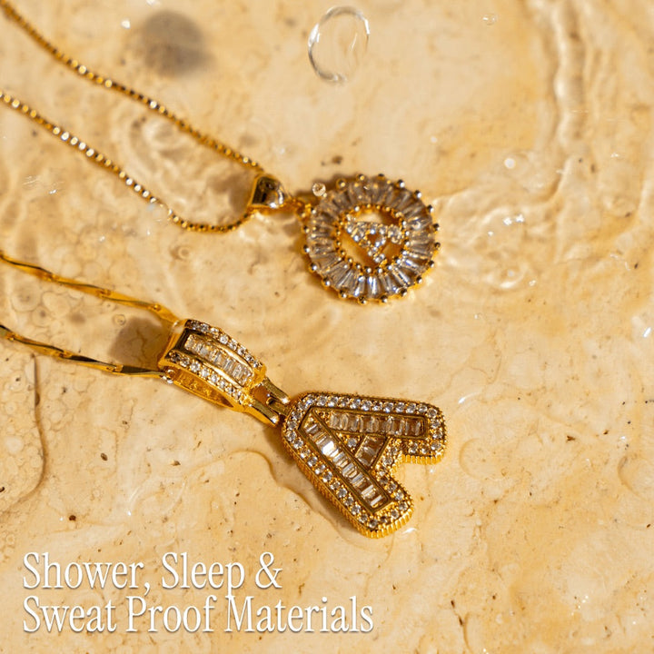 Primrose | Initialen-Halsketten mit 14k Diamanten (2 Stück)