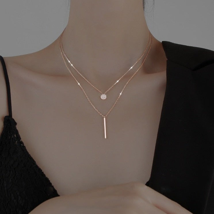 Oona | Doppellagige Halskette mit elegantem und modernem Design