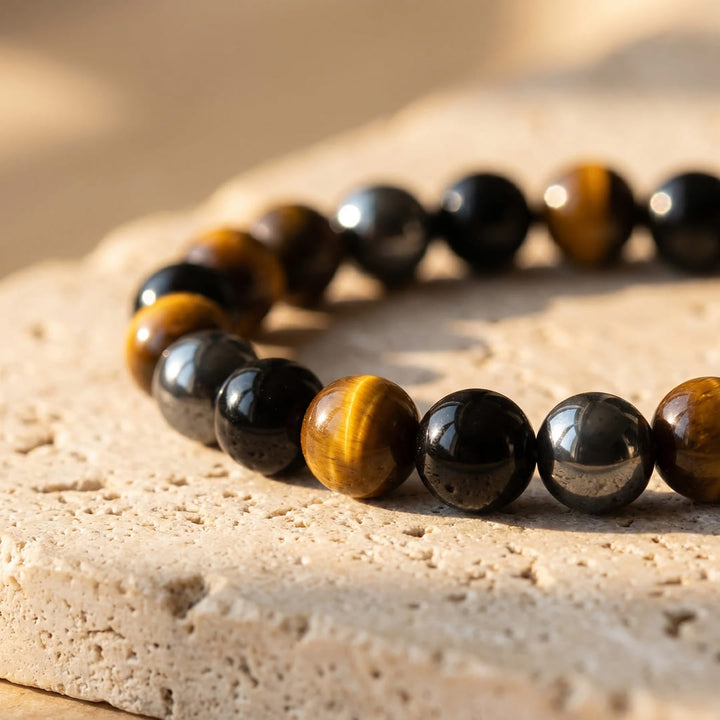 Caryra | Armband "3 Schutz" aus Tigerauge, Hämatit und schwarzem Obsidian