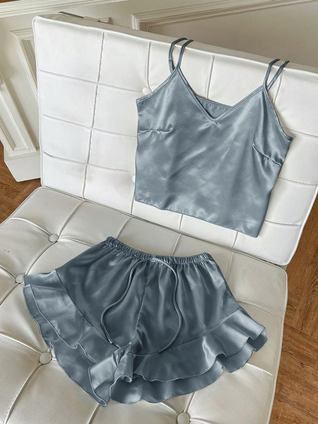 Jessa | Komplettes Pyjama-Set mit Satin-Top und Shorts