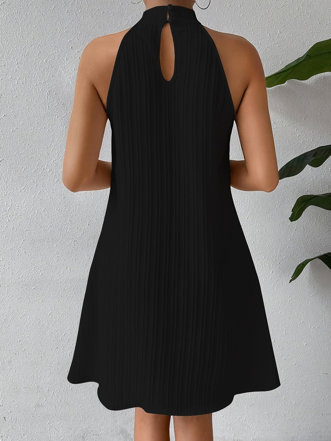 Alora | Kurzes Boho-Kleid mit Spaghetti-Trägern und Vertikalen Streifen
