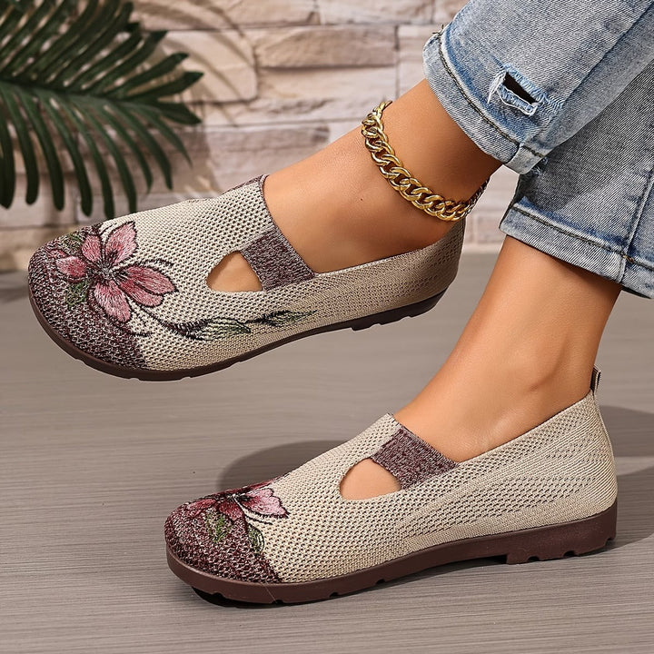 Liora | Damen Schuhe, atmungsaktiv, ästhetisch mit Stickerei