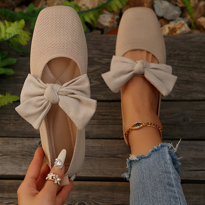 Neria | Atmungsaktive Flache Schuhe für Damen mit Dekorativem Schleife