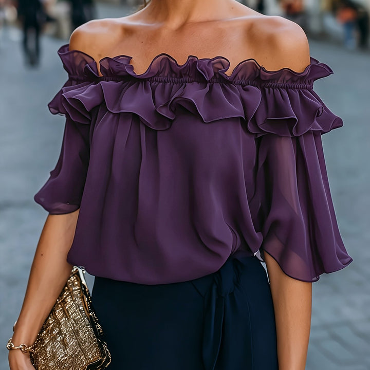 Bruvelle | Elegante Bluse mit schulterfreien Ausschnitten und kurzen Ärmeln