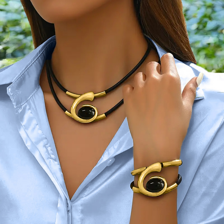 Suri  | Vintage Boho Halsketten- und Armband-Set